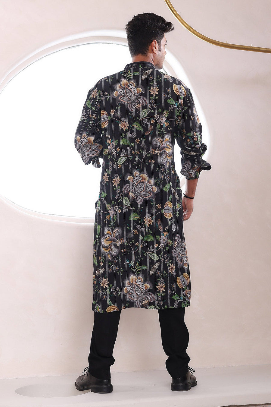 BORCELLE BLACK FLORAL PRINTED KURTA WITH PAJAMA FOR MEN